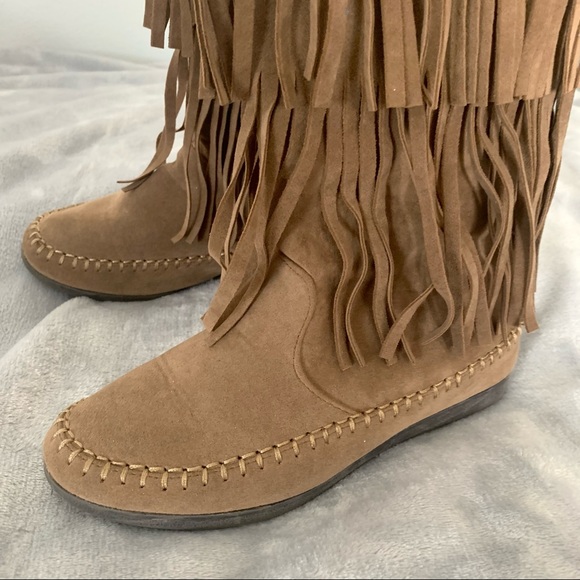 Fringe Moccasin Mid-Calf Boots - Picture 5 of 6